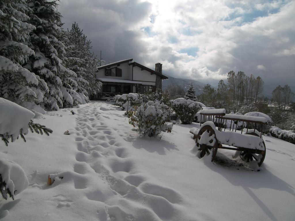 Villa Neva Hotel Kındıra Екстериор снимка